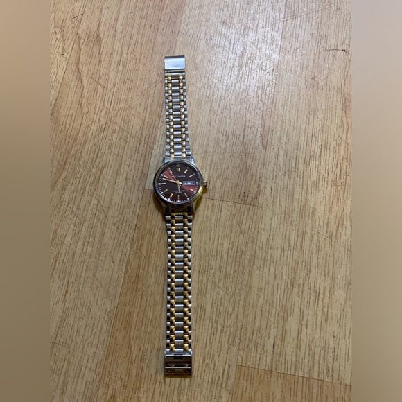 Mythos wrist watch day date - Picture 2 of 3